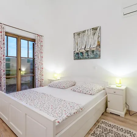 Kameja Apartment Donji Okrug (Ciovo)