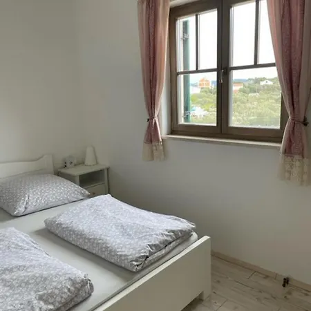 Apartment Kameja