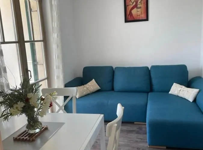 Kameja Διαμέρισμα Donji Okrug (Ciovo)