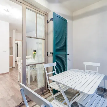 Apartman Kameja *